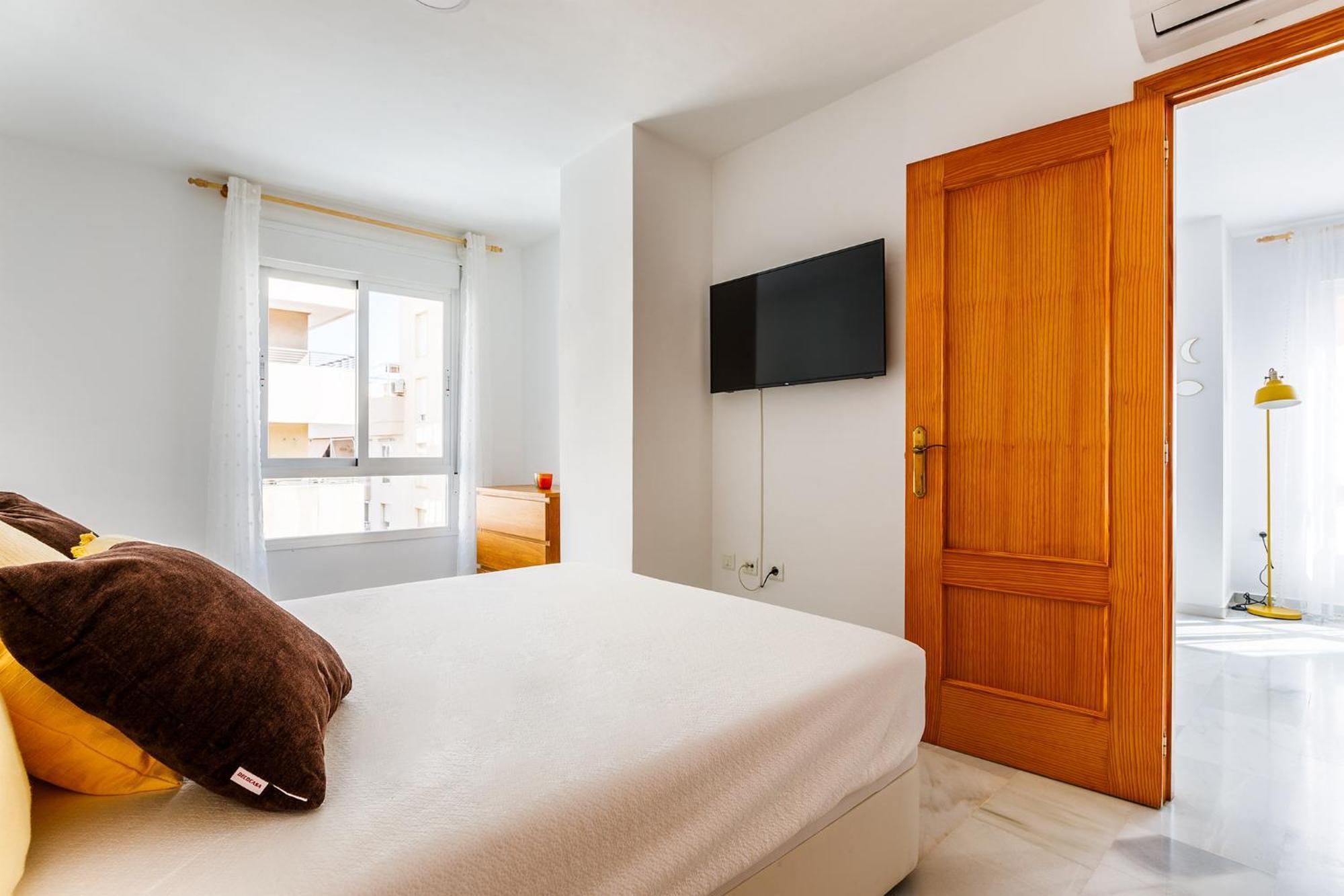 A&n Downtown 2 * Torre Del Mar